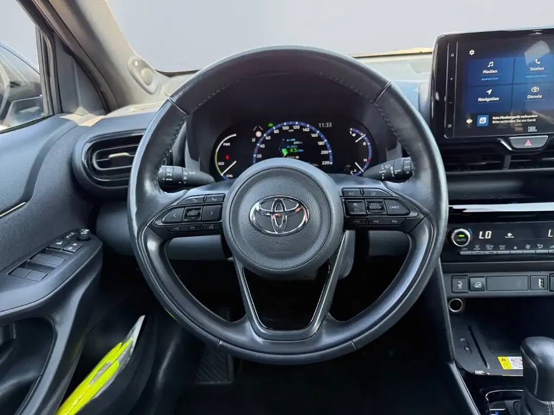 Toyota Yaris Cross - Thumbnail 10