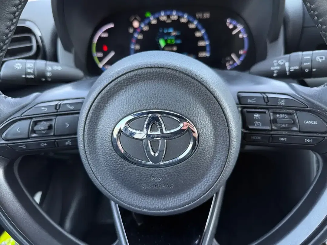 Toyota Yaris Cross - Thumbnail 11