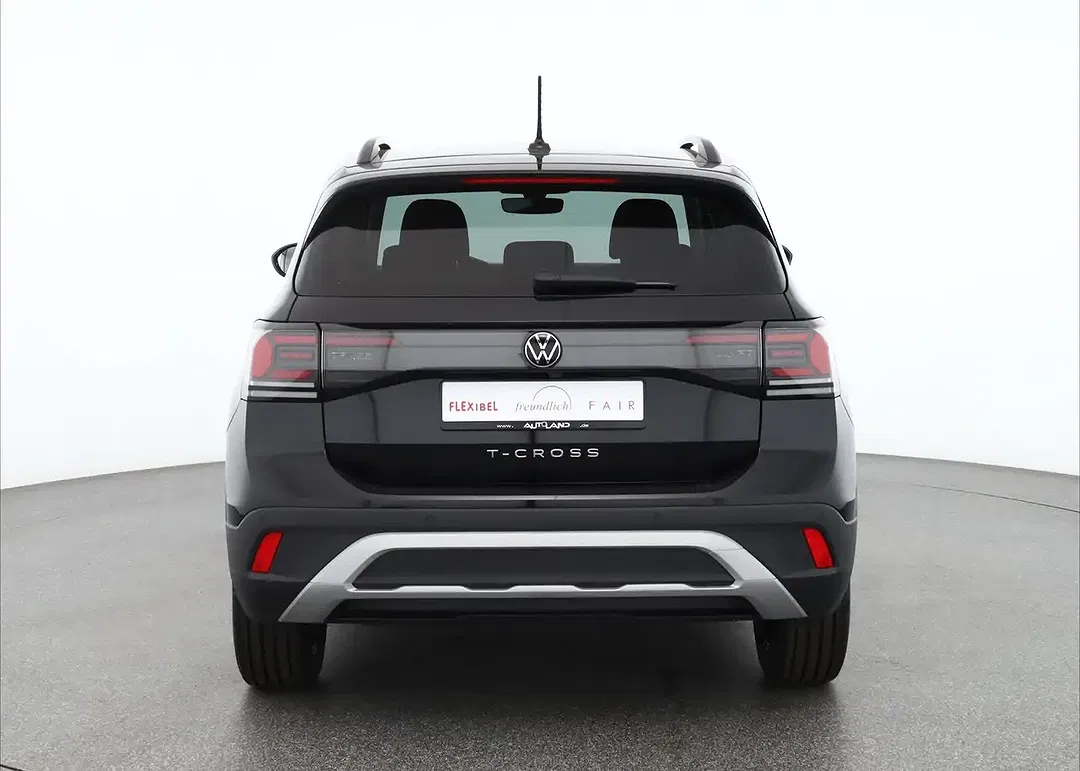Volkswagen T-Cross - Thumbnail 3