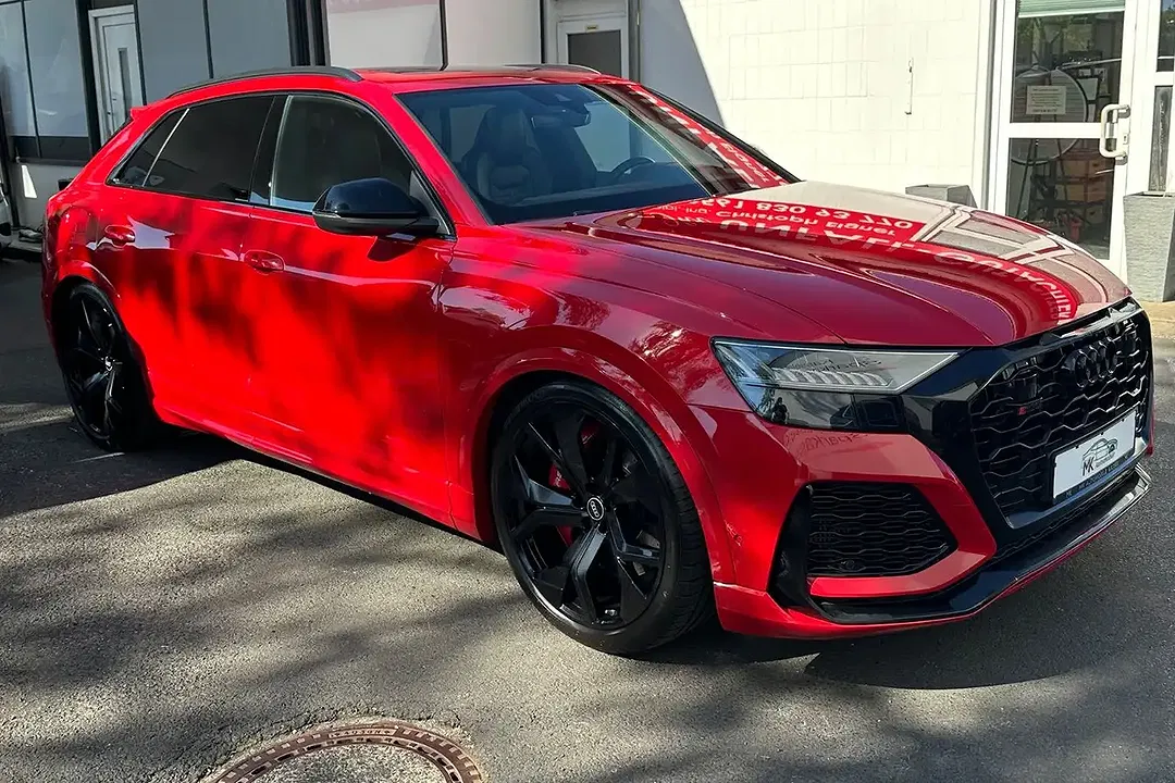 Audi RS Q8 - Thumbnail 3
