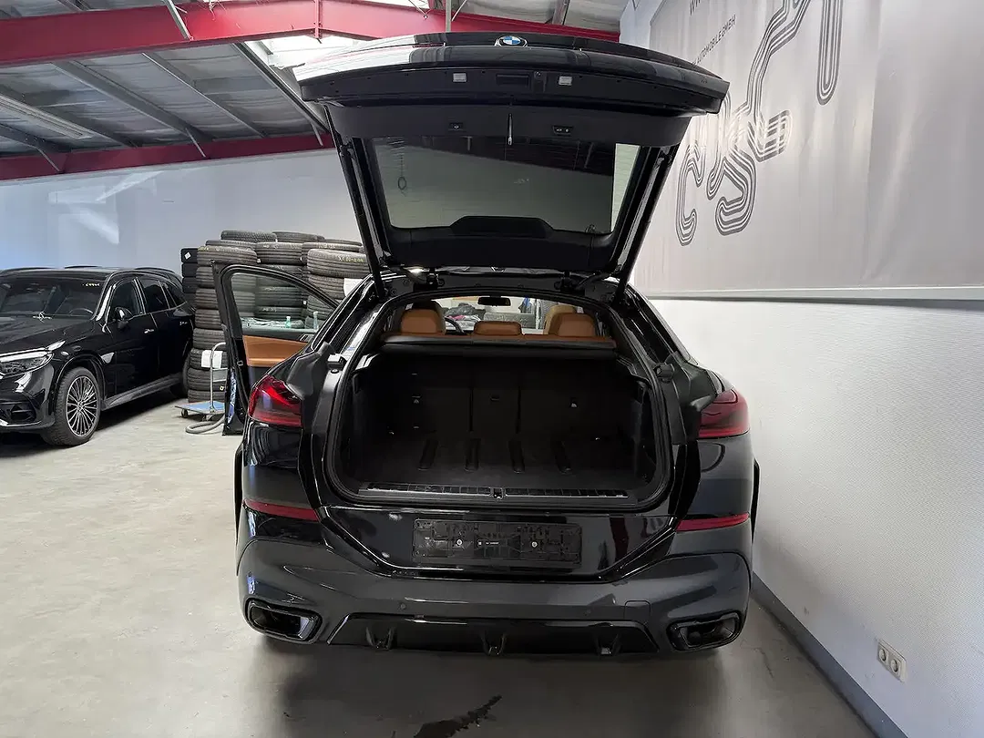 BMW X6 - Thumbnail 11
