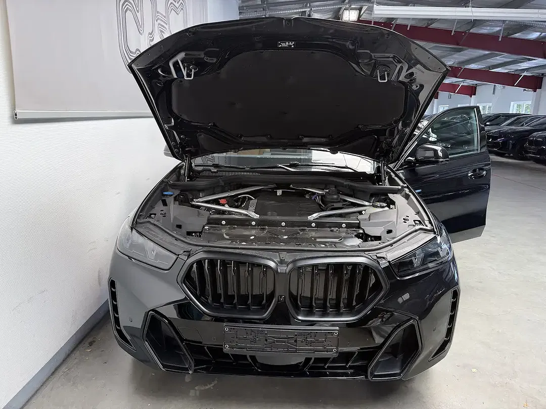 BMW X6 - Thumbnail 13