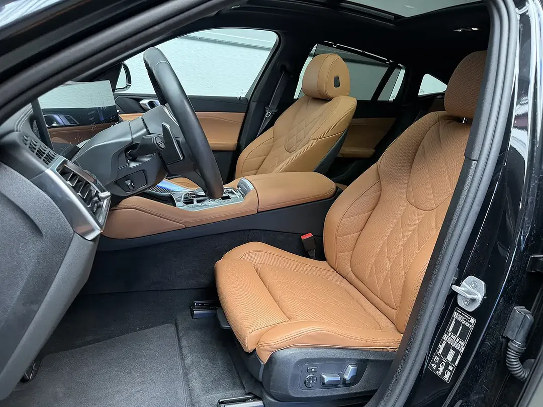 BMW X6 - Thumbnail 4