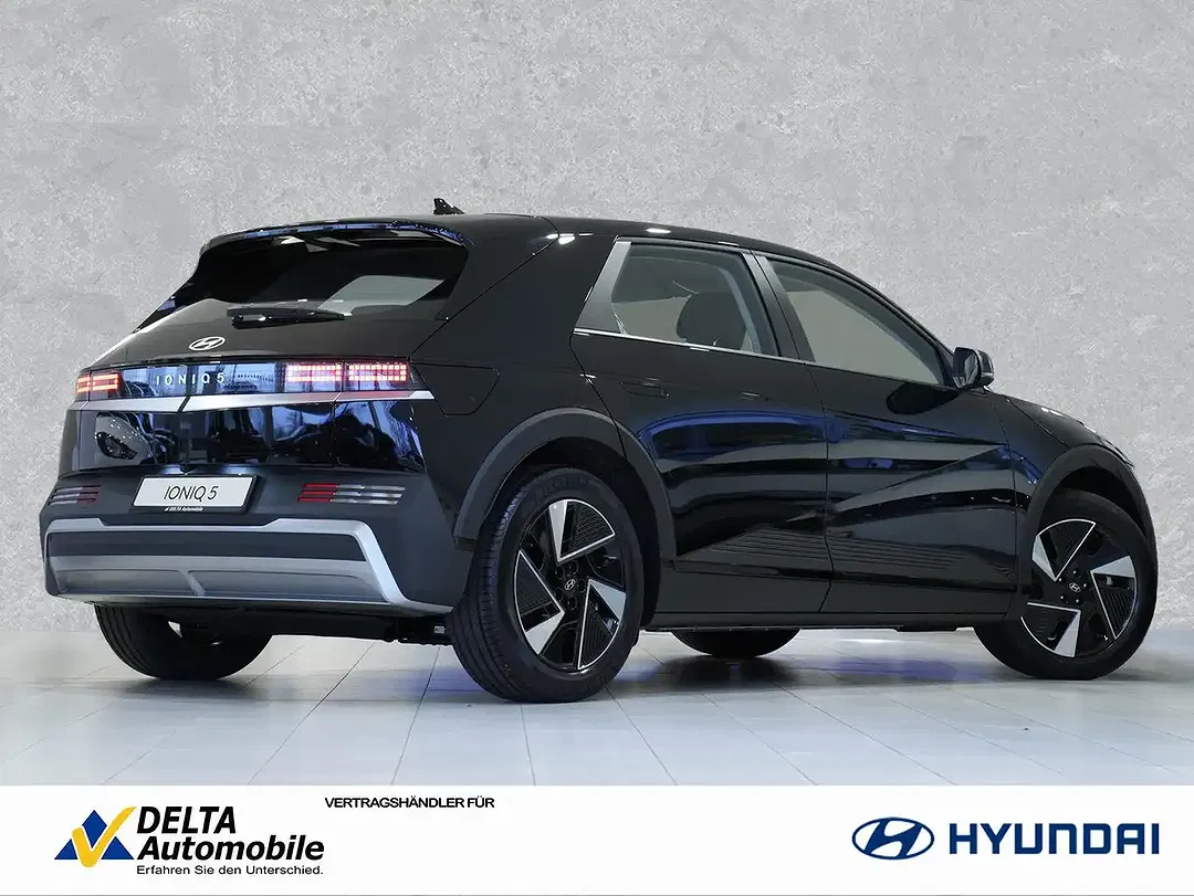 Hyundai IONIQ 5 - Thumbnail 2