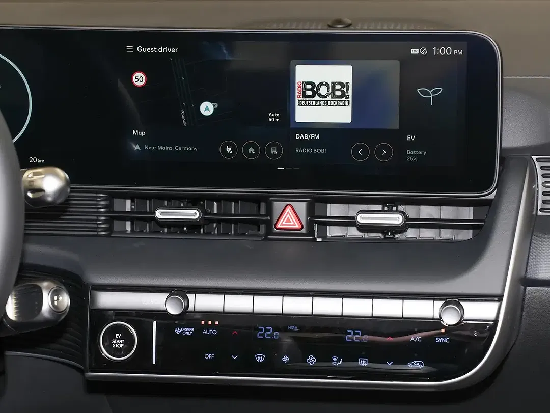 Hyundai IONIQ 5 - Thumbnail 4
