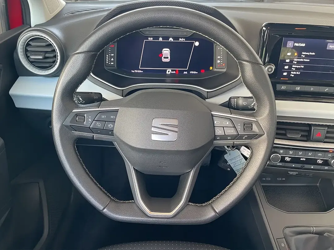 SEAT Ibiza - Thumbnail 9