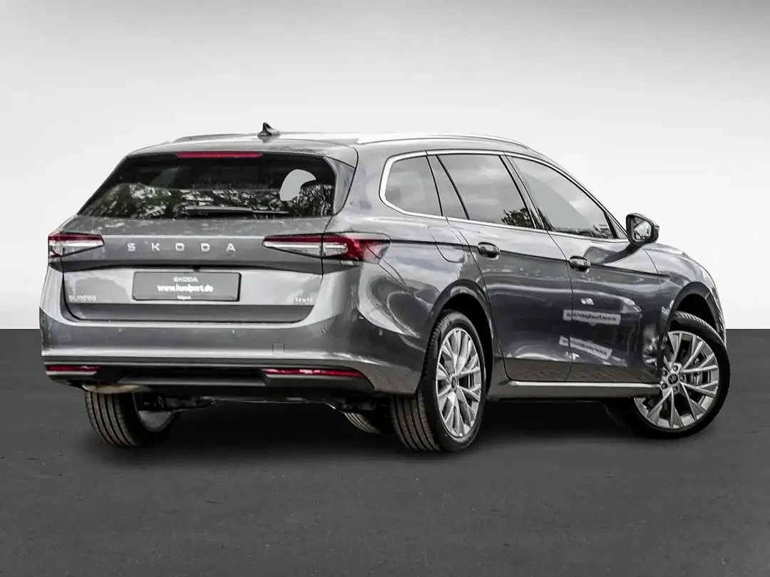 Skoda Superb - Thumbnail 3
