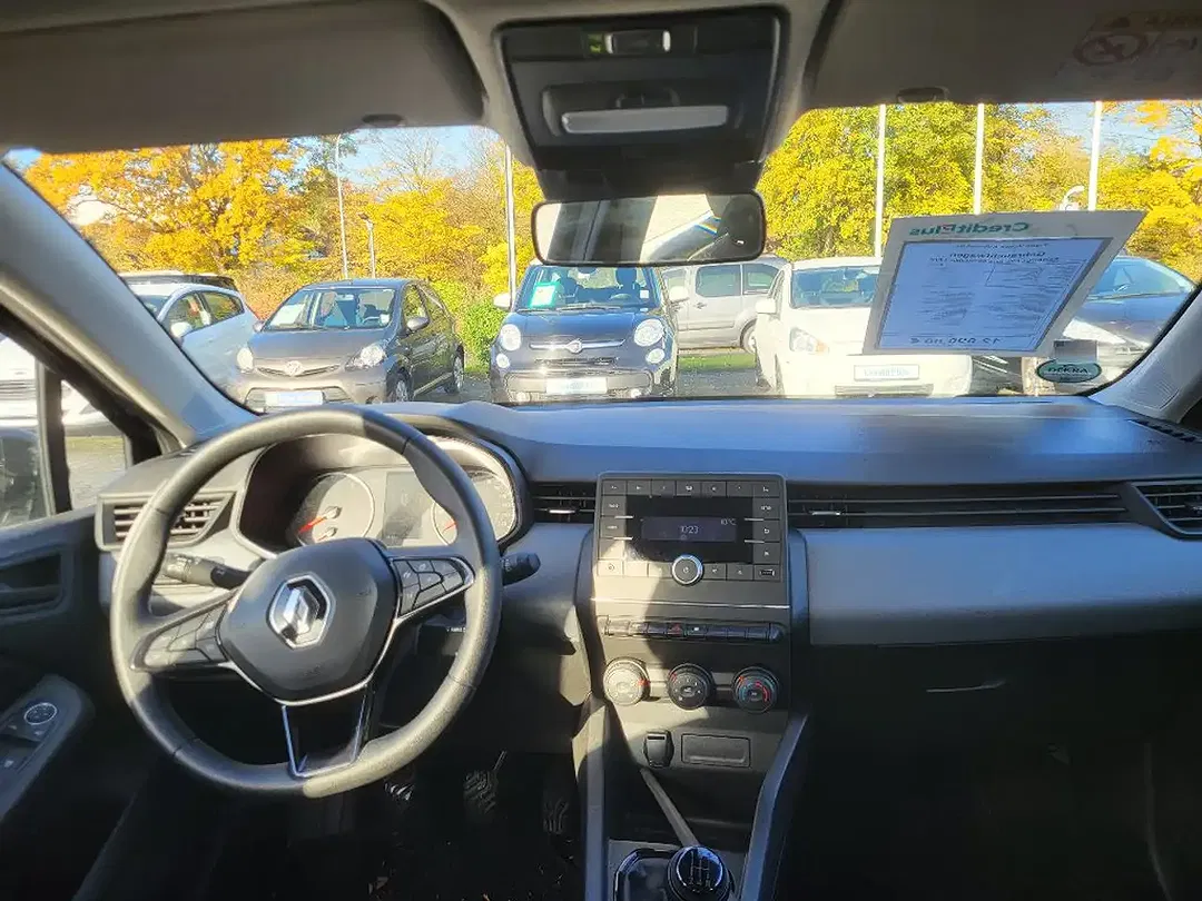 Renault Clio - Thumbnail 9