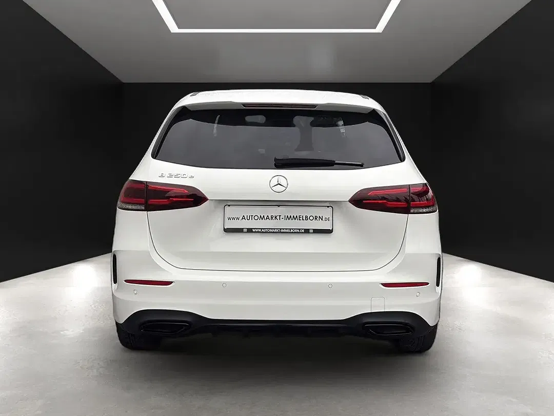 Mercedes-Benz B 250 - Thumbnail 10