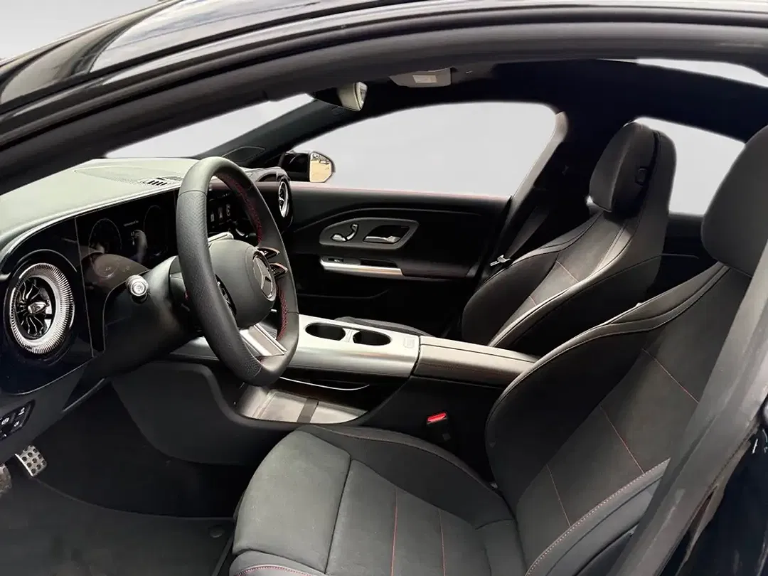 Mercedes-Benz CLA 200 - Thumbnail 10