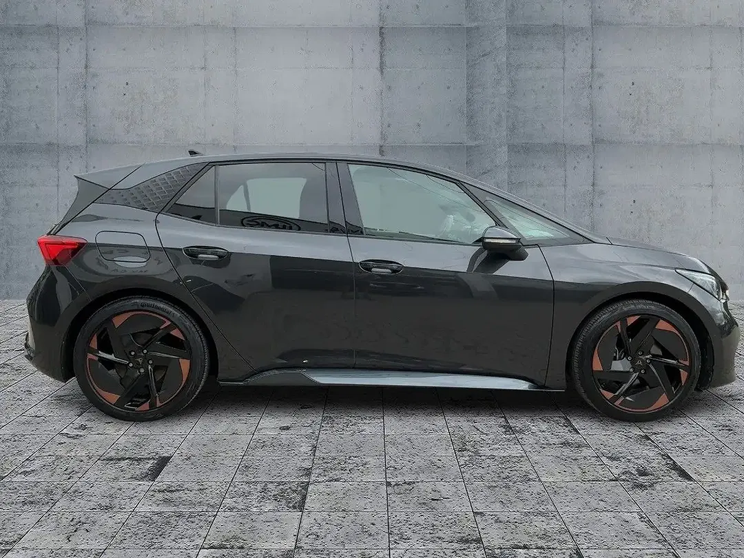 CUPRA Born - Thumbnail 6
