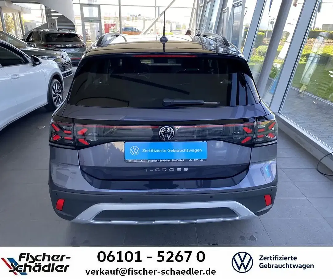 Volkswagen T-Cross - Thumbnail 9