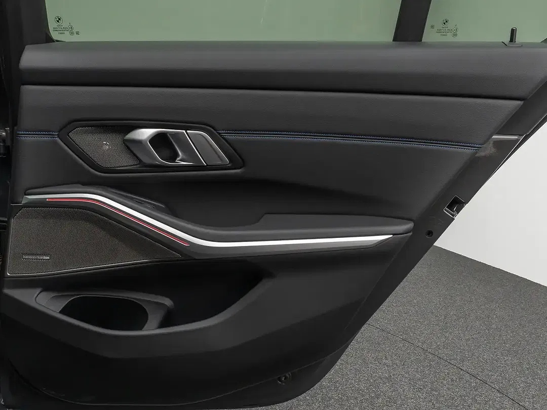 BMW 320 - Thumbnail 33