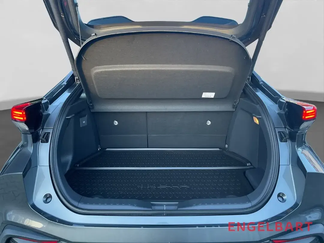 Toyota C-HR - Thumbnail 12