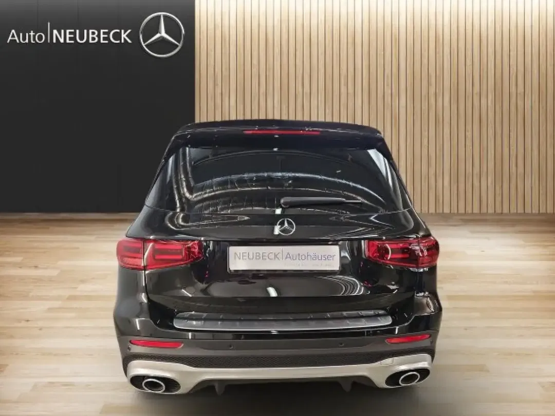 Mercedes-Benz GLB 35 AMG - Thumbnail 5