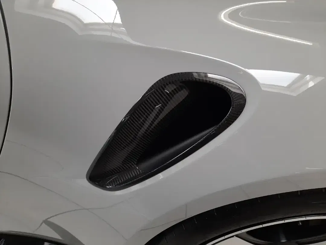 Porsche 911 - Thumbnail 7