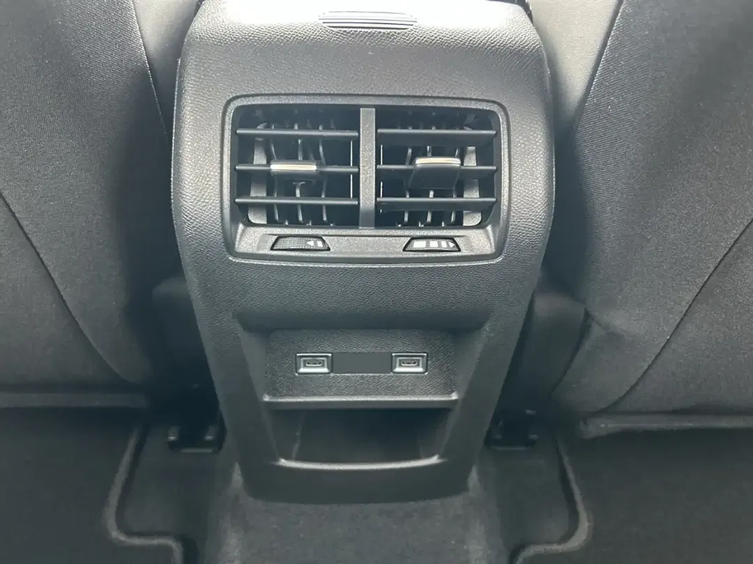 Peugeot 308 - Thumbnail 14