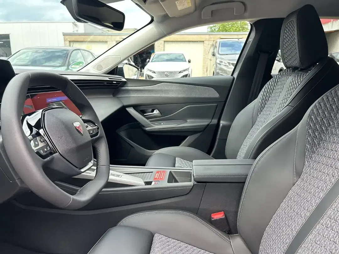 Peugeot 308 - Thumbnail 7