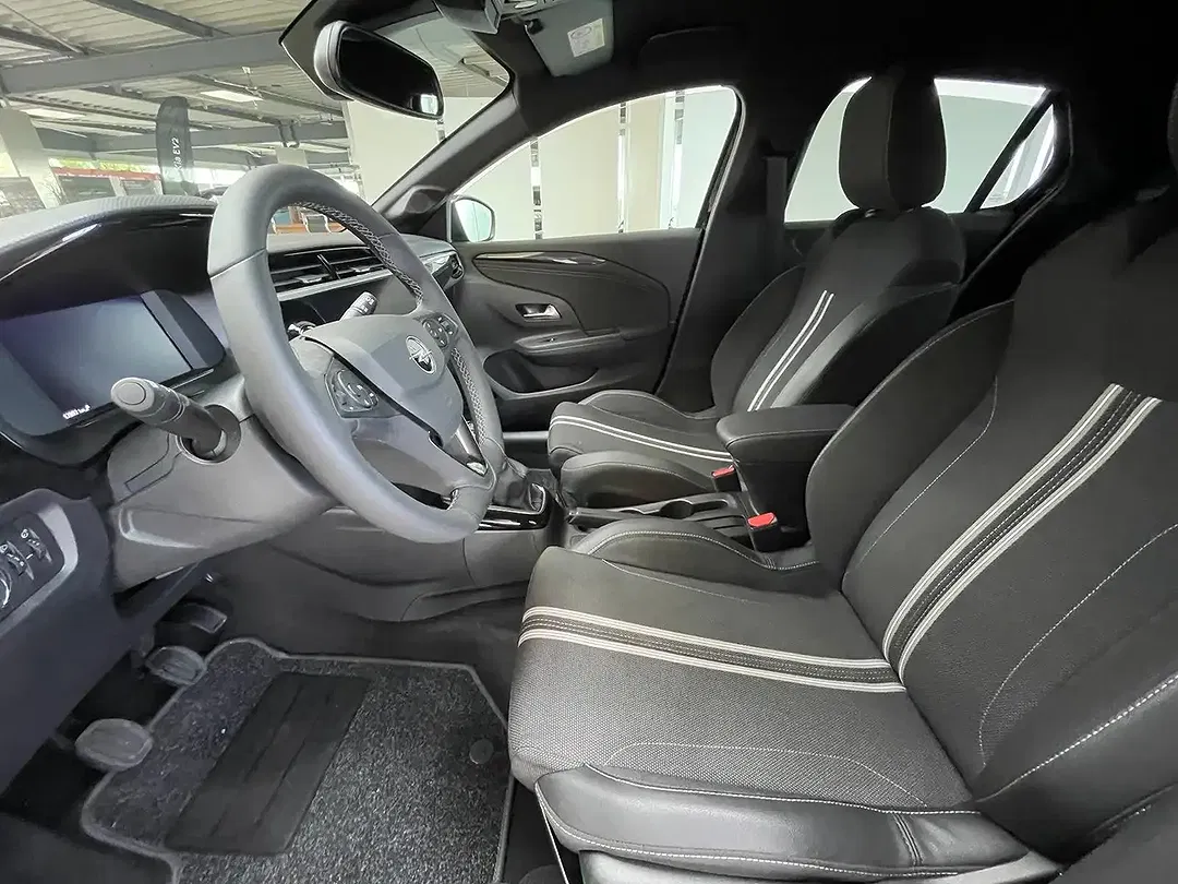 Opel Corsa - Thumbnail 8