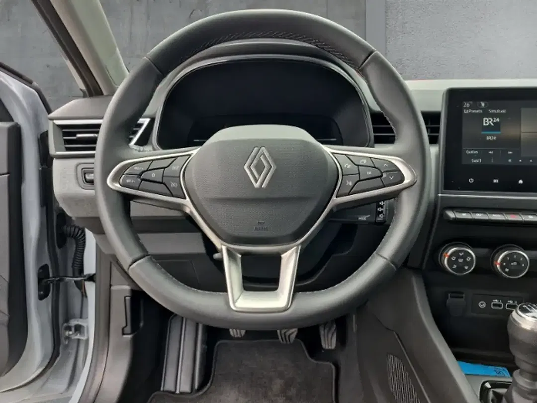 Renault Clio - Thumbnail 10