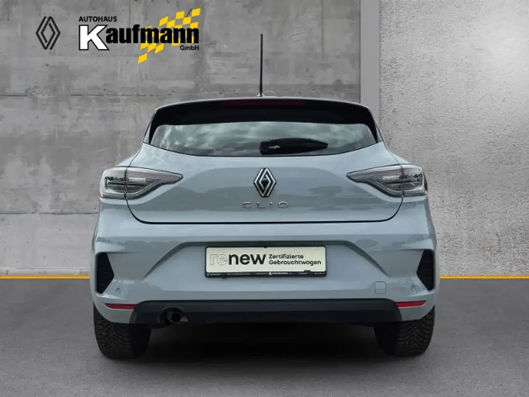 Renault Clio - Thumbnail 13