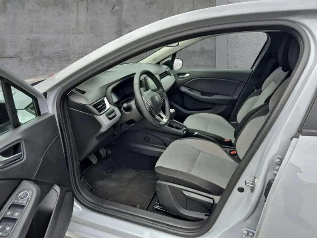 Renault Clio - Thumbnail 7