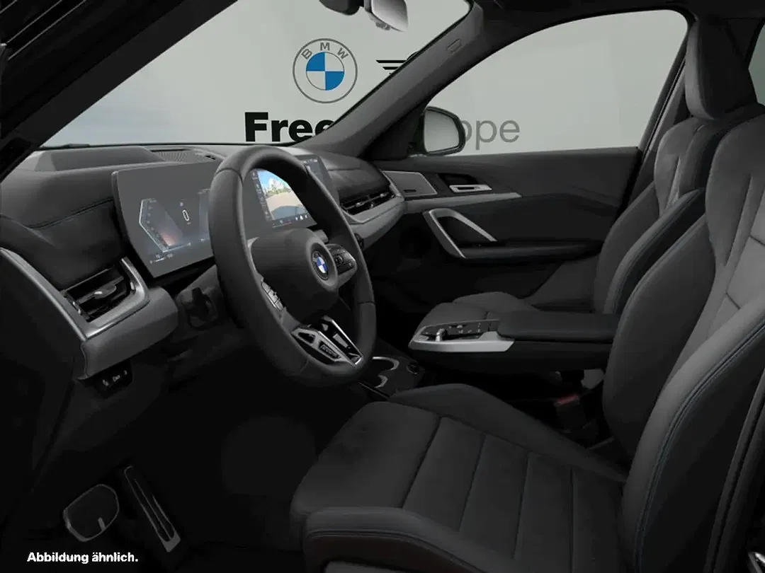 BMW X1 - Thumbnail 3