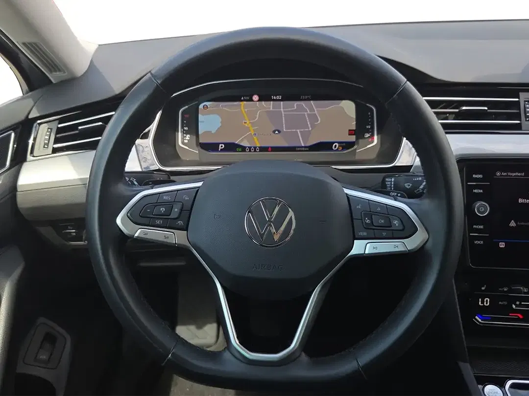 Volkswagen Passat Variant - Thumbnail 12