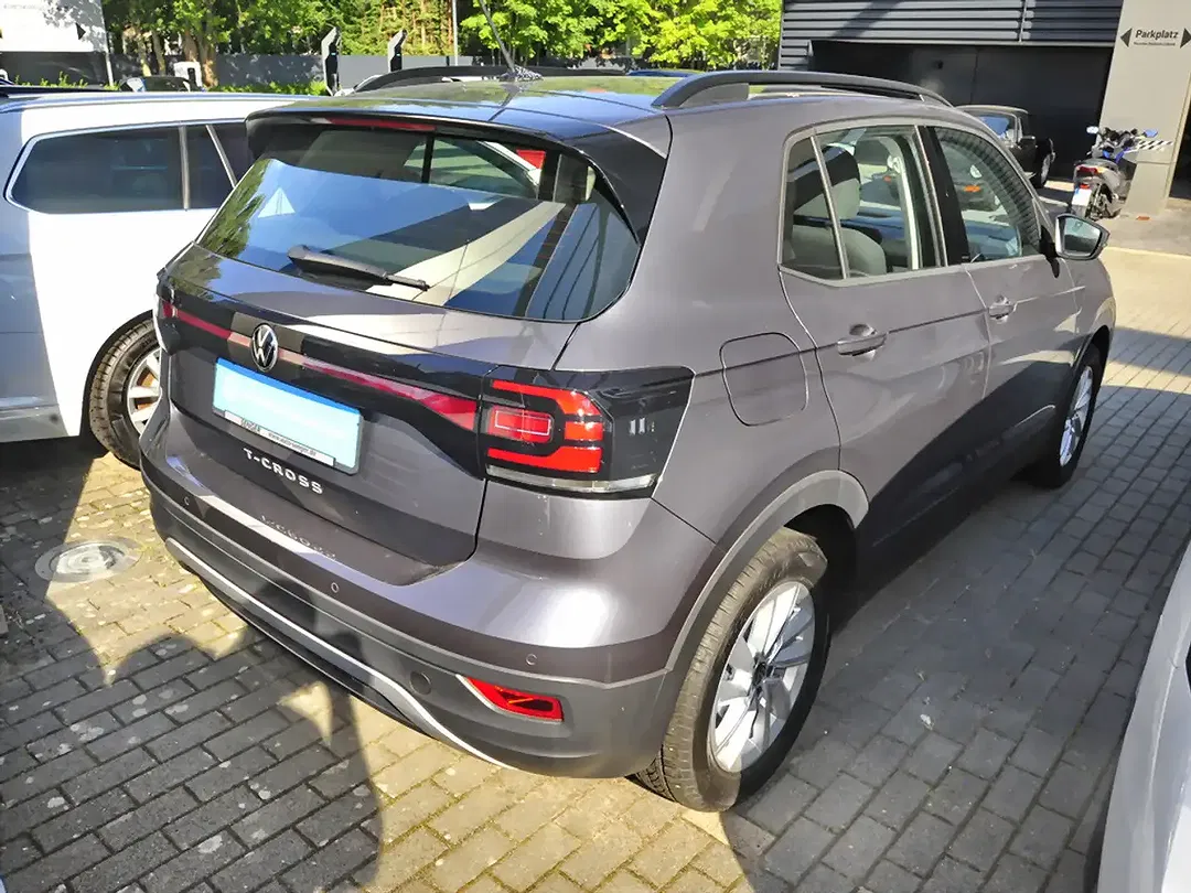 Volkswagen T-Cross - Thumbnail 4