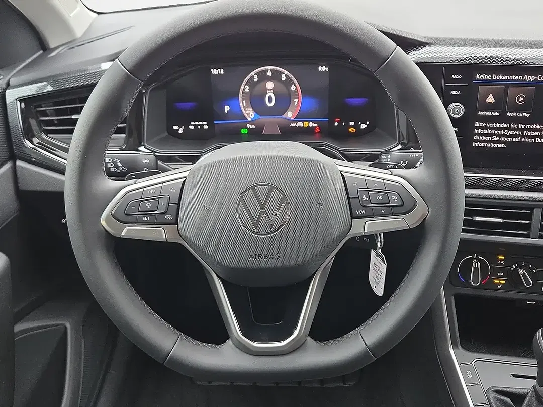 Volkswagen Polo - Thumbnail 9
