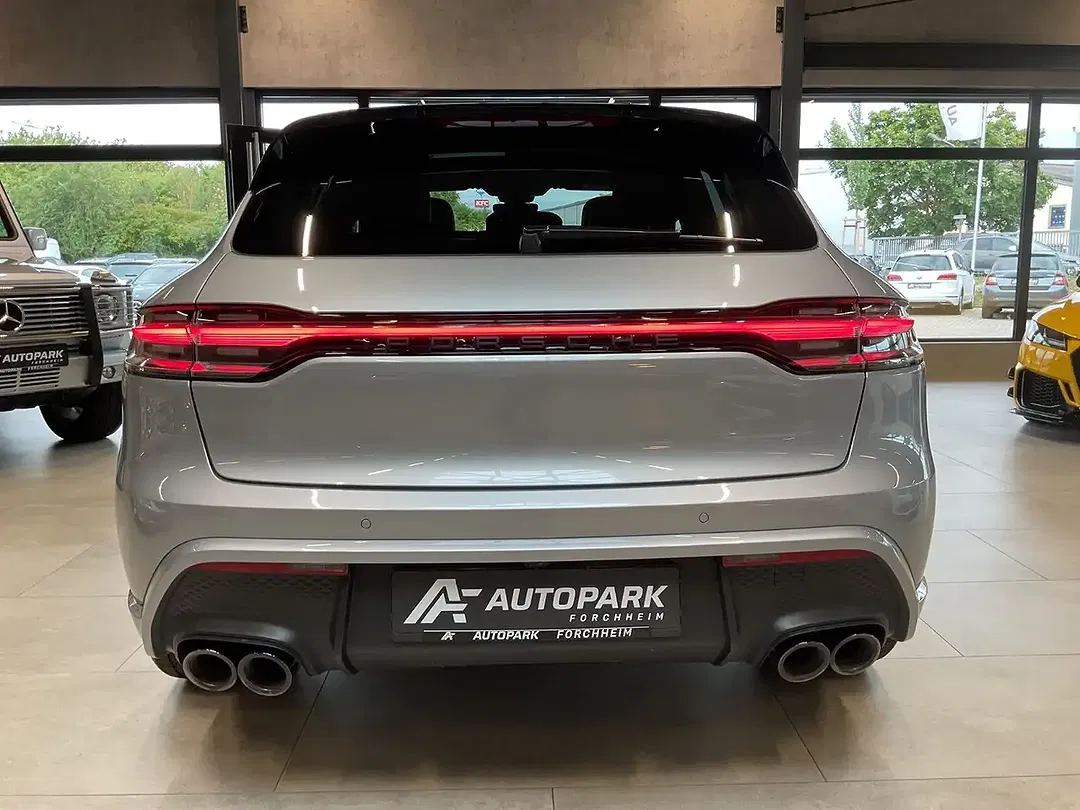 Porsche Macan - Thumbnail 5
