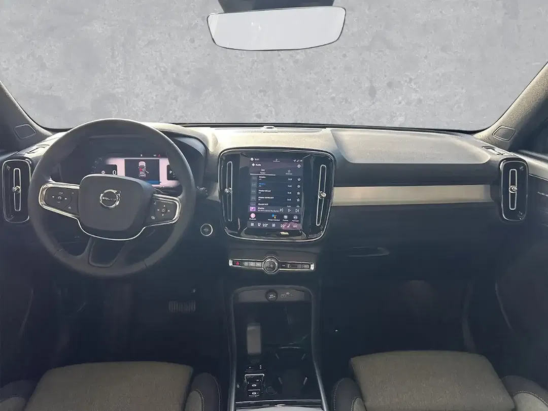 Volvo XC40 - Thumbnail 4