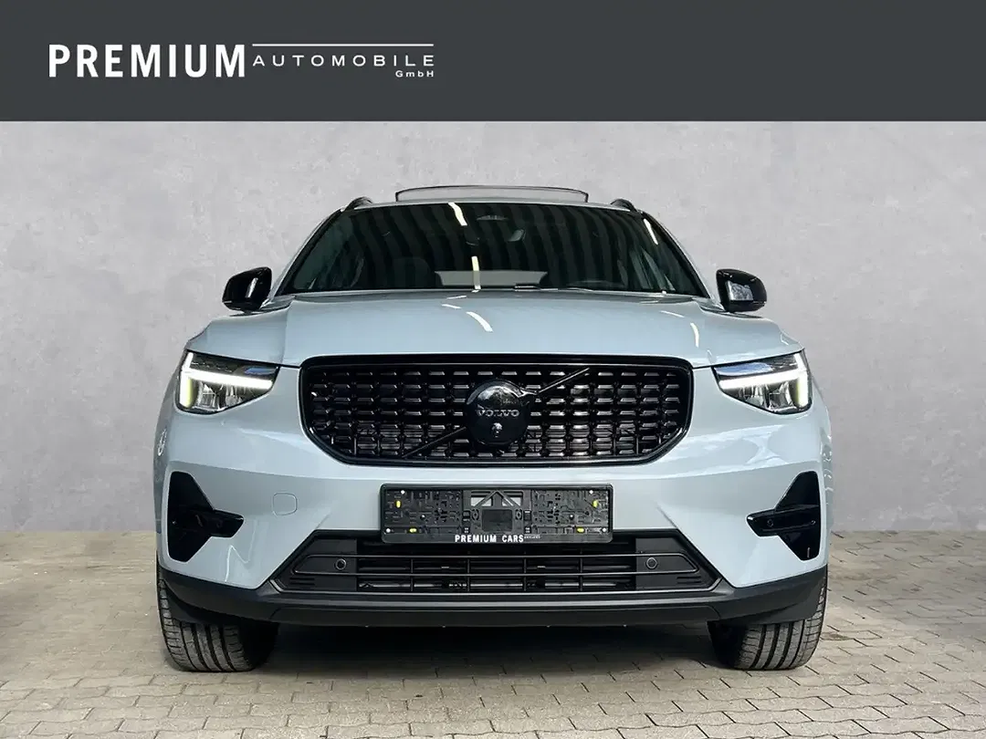 Volvo XC40 - Thumbnail 8