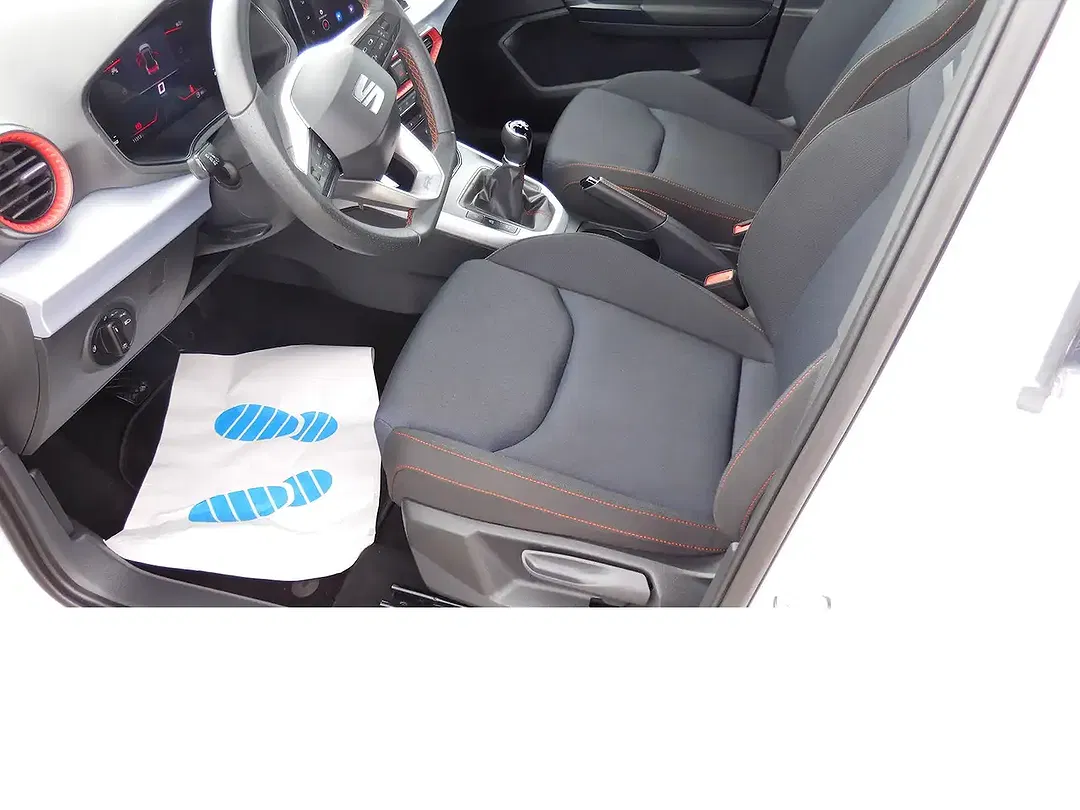 SEAT Arona - Thumbnail 10