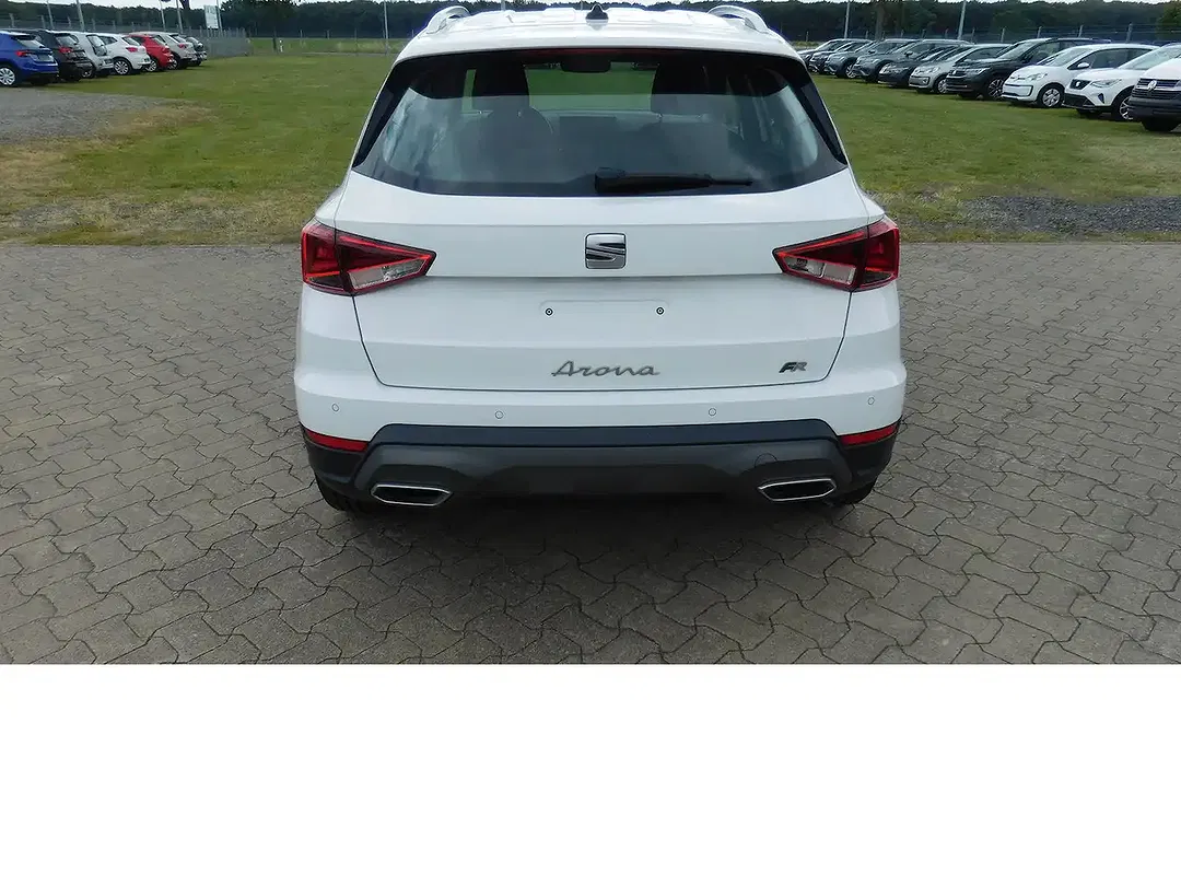SEAT Arona - Thumbnail 4