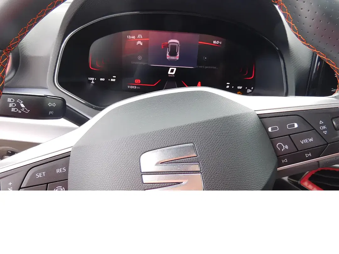 SEAT Arona - Thumbnail 6