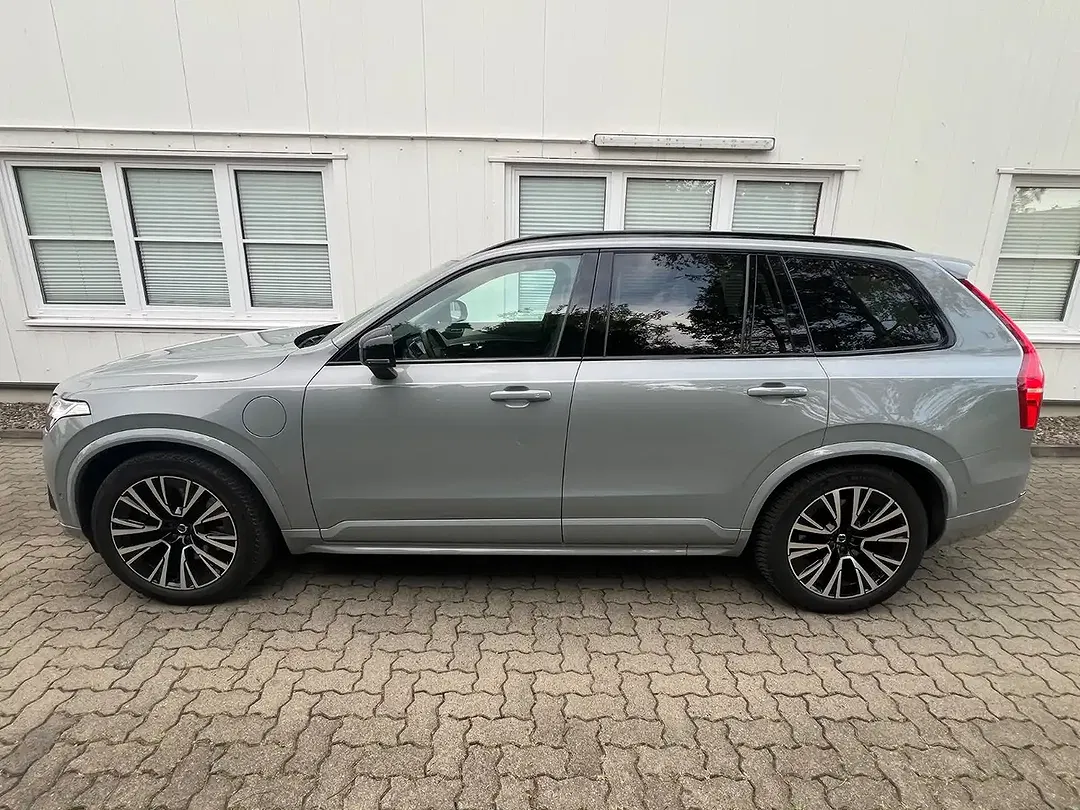Volvo XC90 - Thumbnail 4