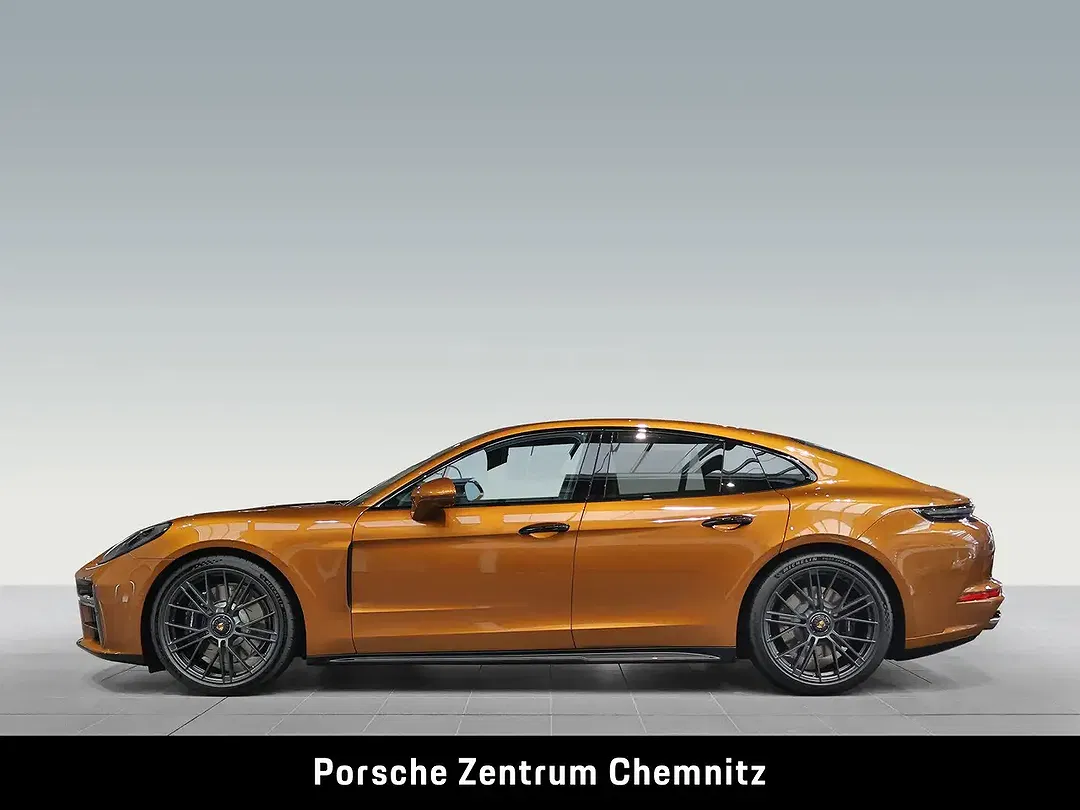 Porsche Panamera - Thumbnail 2