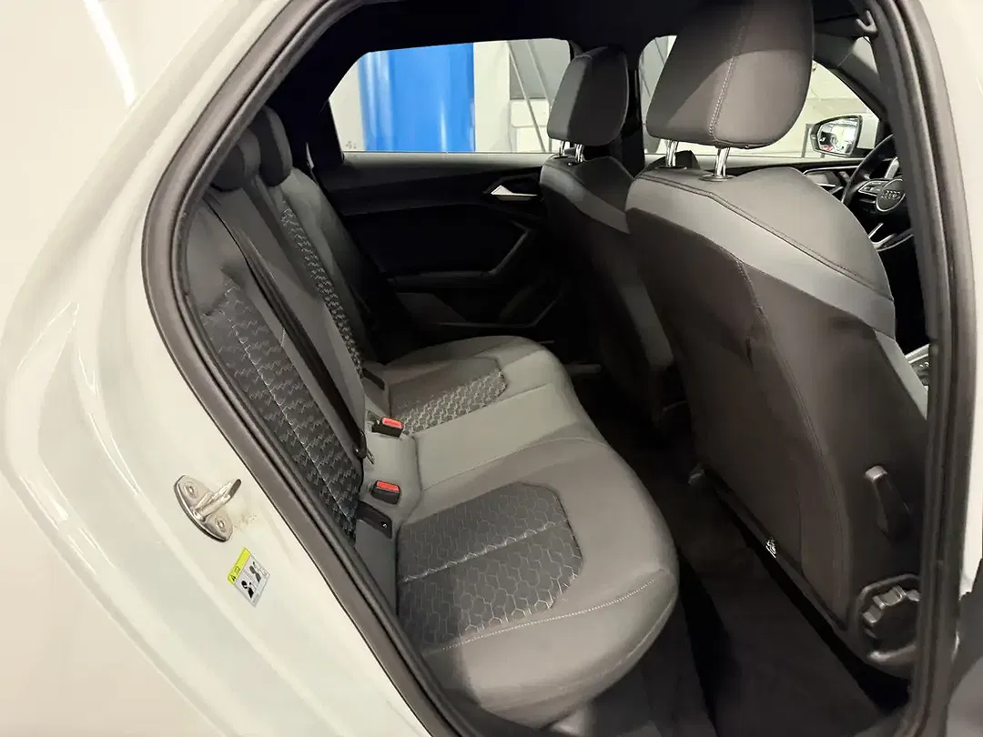 Audi A1 - Thumbnail 11