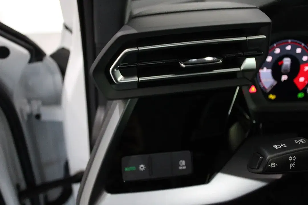 Audi A3 - Thumbnail 11