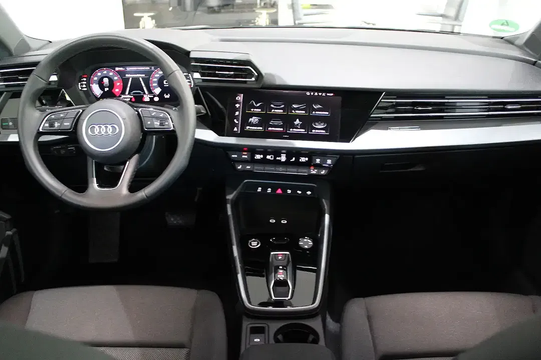 Audi A3 - Thumbnail 4