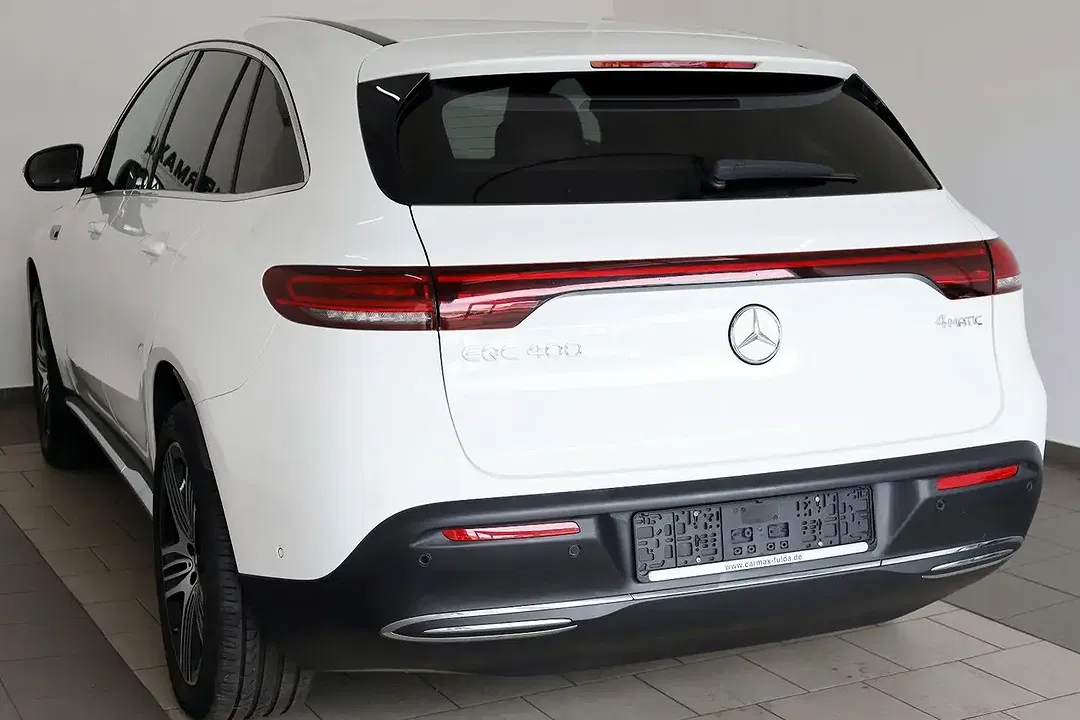 Mercedes-Benz EQC 400 - Thumbnail 8