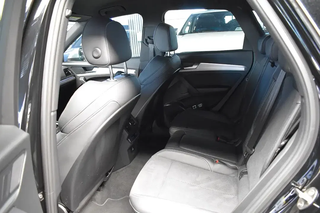 Audi SQ5 - Thumbnail 10