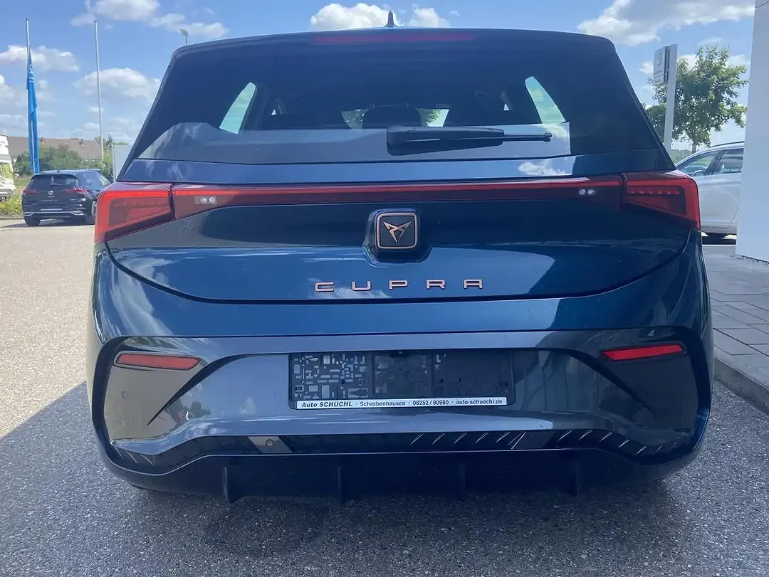 CUPRA Born - Thumbnail 4