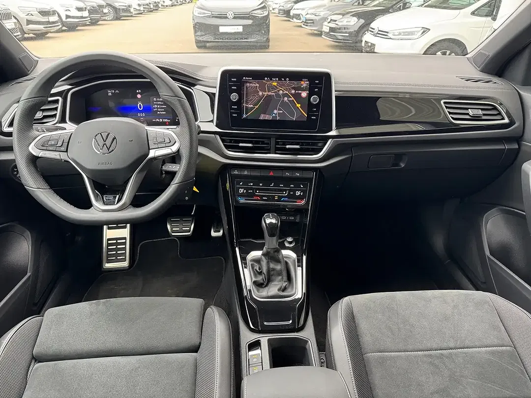 Volkswagen T-Roc - Thumbnail 9