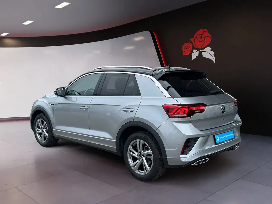 Volkswagen T-Roc - Thumbnail 3
