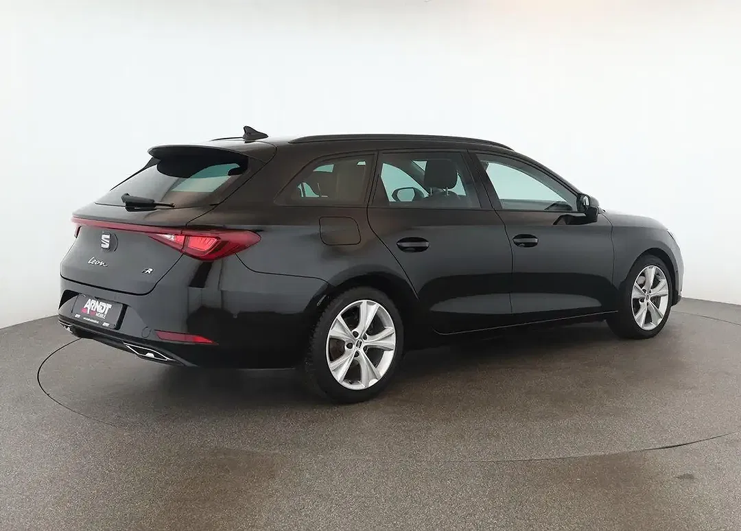 SEAT Leon - Thumbnail 5