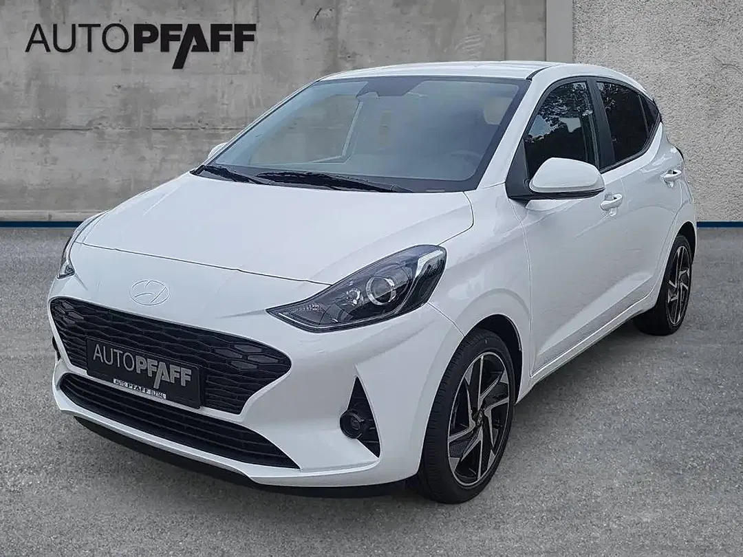 Hyundai i10 - Thumbnail 1
