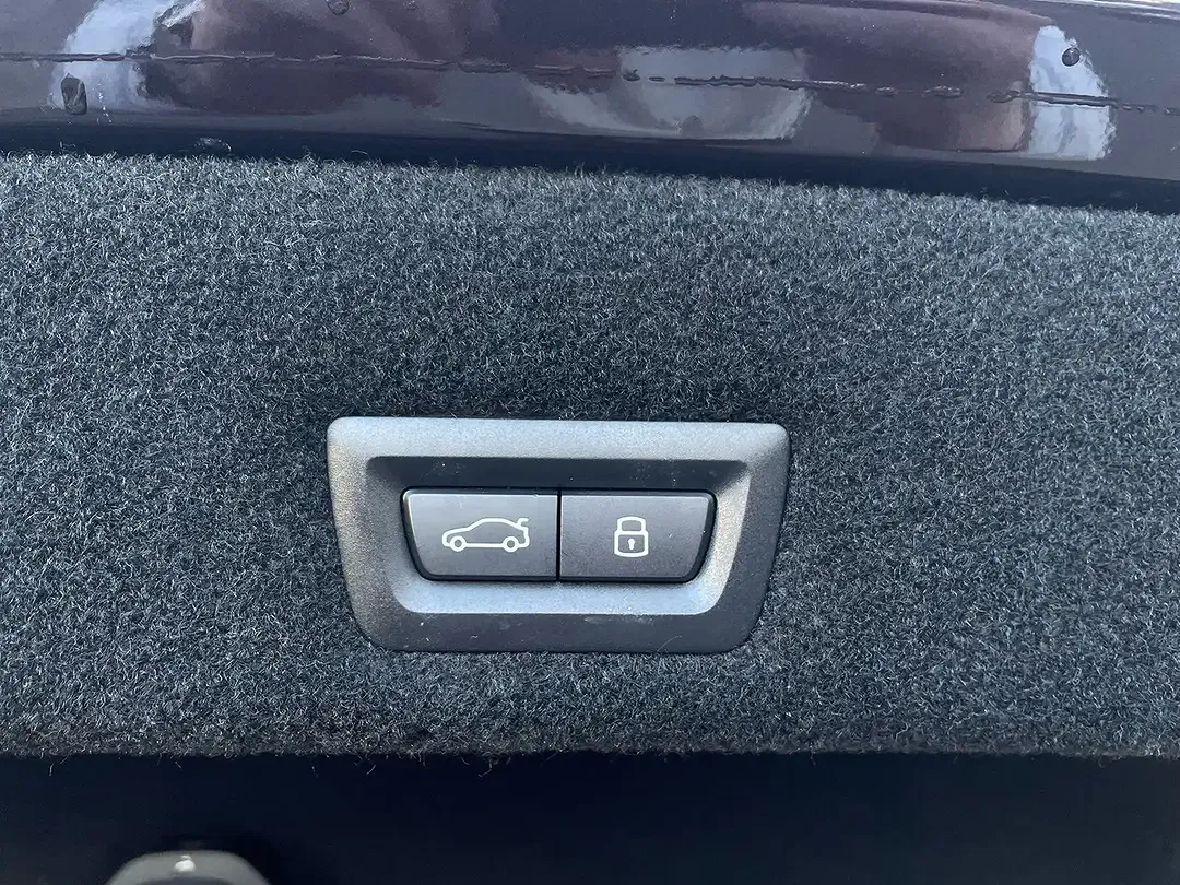 BMW i7 - Thumbnail 31