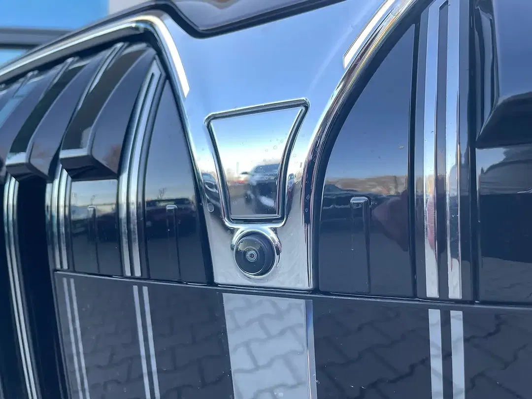 BMW i7 - Thumbnail 42